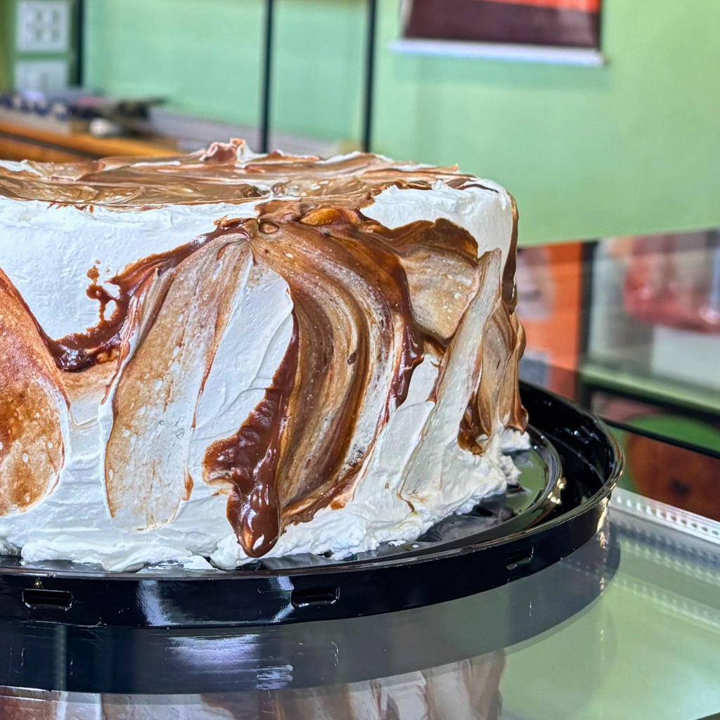 BOLO NINHO COM NUTELLA