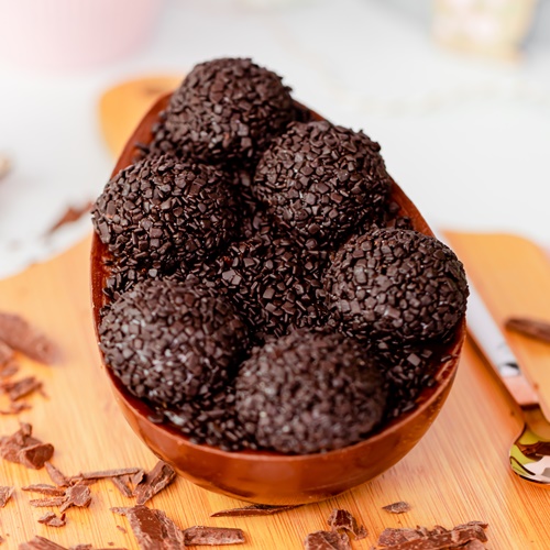 OVO DE COLHER BRIGADEIRO