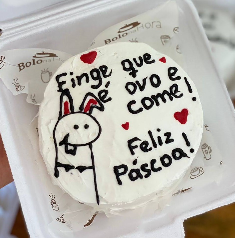 BENTÔ CAKE FINGE QUE É OVO